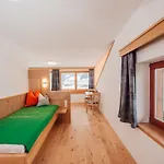 Heisshof 3*