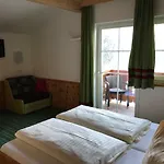 Heisshof 3*