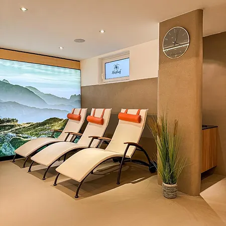 Heisshof Guest house 3*