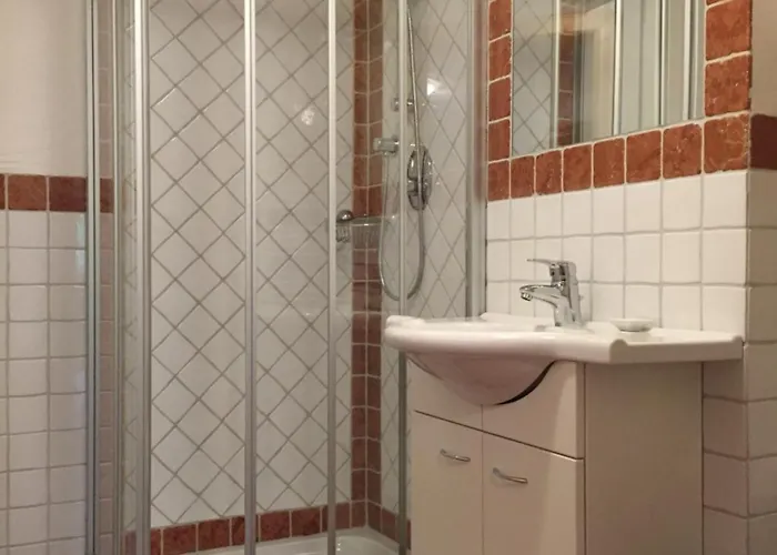 Guest house Heisshof 3*