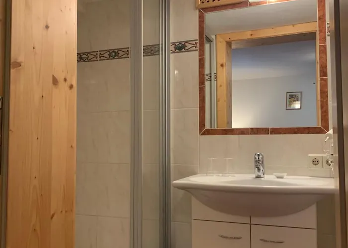 Guest house Heisshof 3*