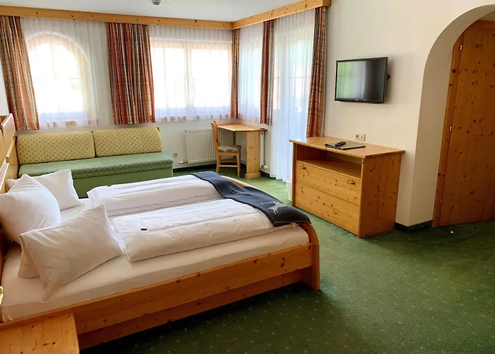 Guest house Heisshof 3*